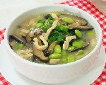 鸡肉蘑菇毛豆汤