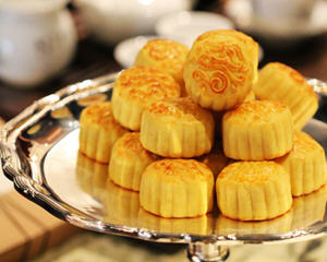 上海半岛酒店奶黄月饼配方和做法