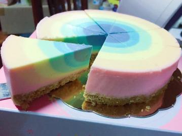 免烤的彩虹乳酪蛋糕