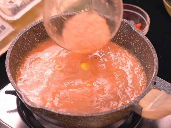 豆腐抱蛋怎么做-豆腐抱蛋的做法5