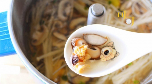 墨鱼干和什么煲汤最好-墨鱼干菌菇汤怎么做2